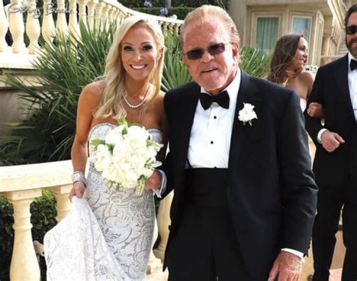 Unveiling The Enigmatic World Of Darwin Deason's New Wife, Kimberly